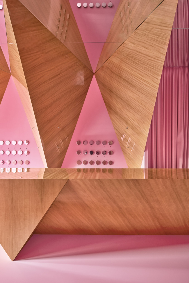 ��������� ����� Lindeza