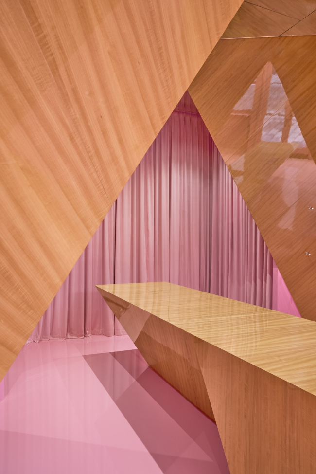 ��������� ����� Lindeza