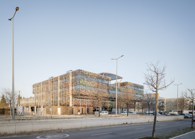 ������-����� Delta