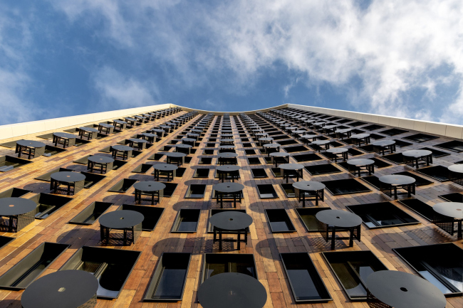 Premium housing complex