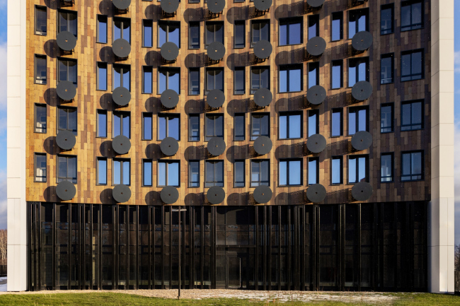 Premium housing complex