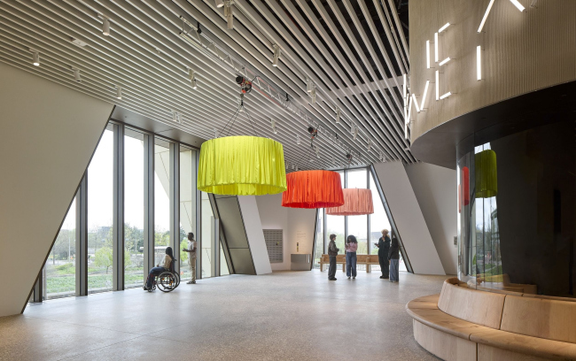 ��������� ������ ����� �������� � �������� V&A East � �������