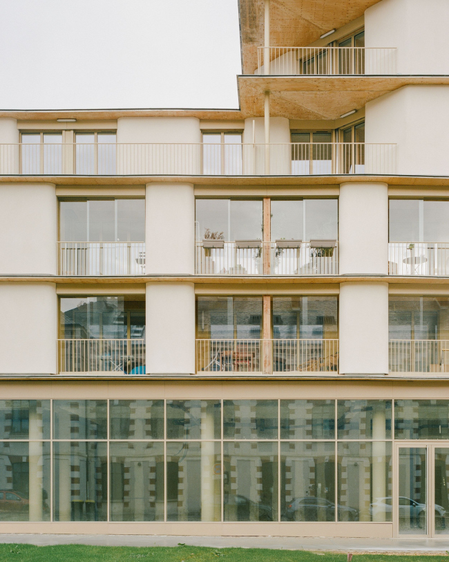 ����� �������� � �������