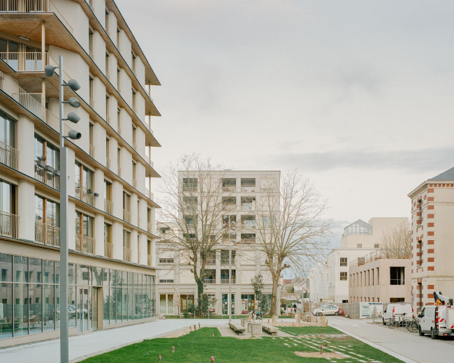 ����� �������� � �������