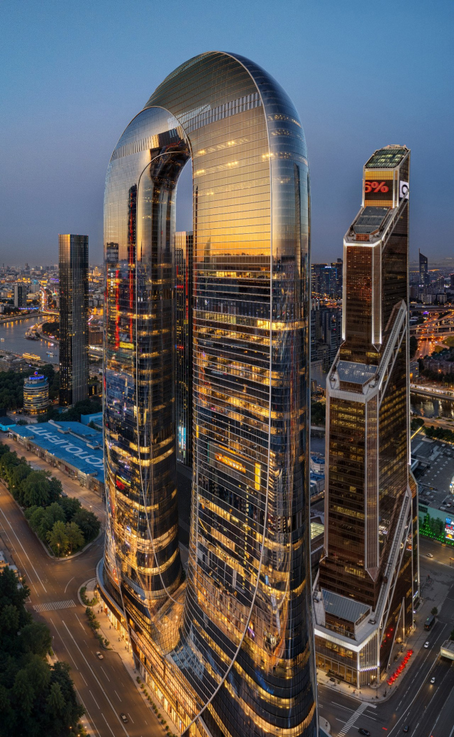 ����� One ������-����