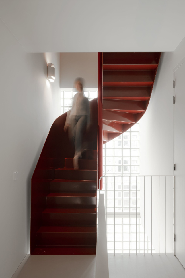 ��� Light House