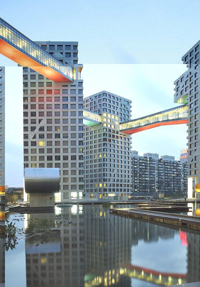 �������� Linked Hybrid Photograph: � Shu He