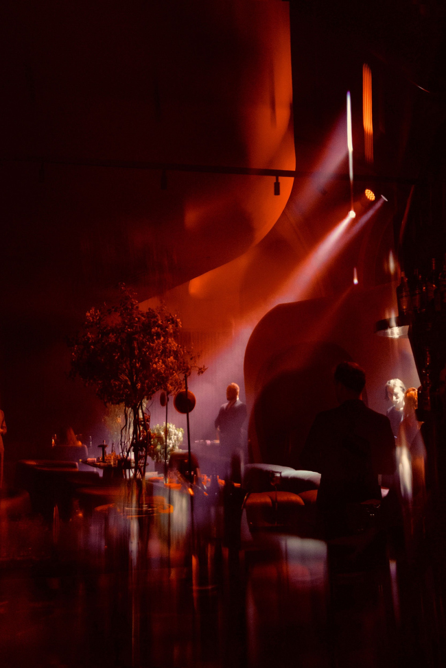 MAISON ROUGE