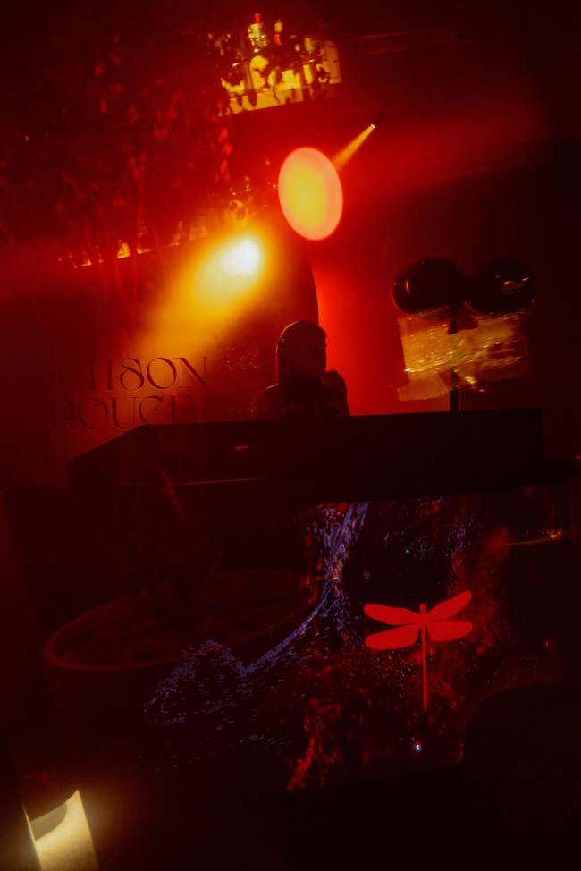 MAISON ROUGE