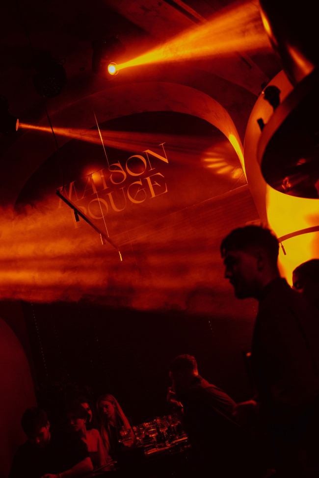 MAISON ROUGE