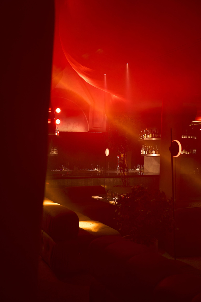 MAISON ROUGE
