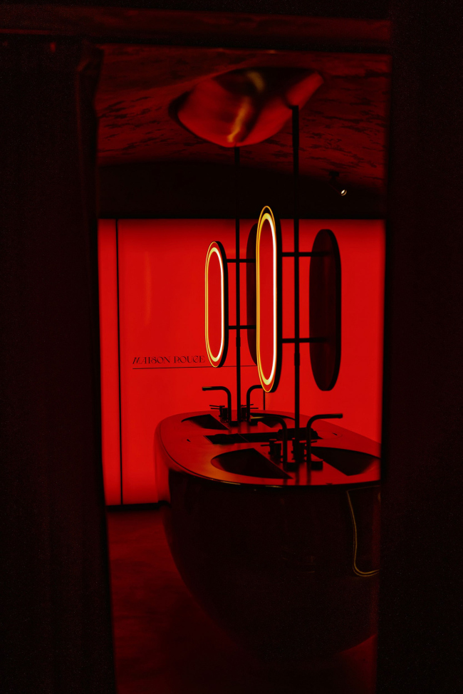 MAISON ROUGE