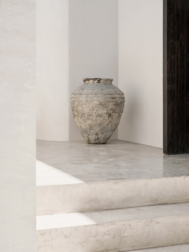 AVLI. Modern greek