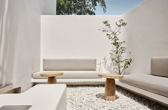 AVLI. Modern greek