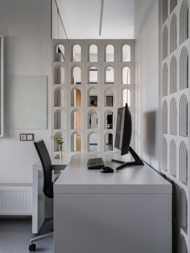 ASTROOM. ASTROOM DESIGN. ����� ��������������, 2 ����