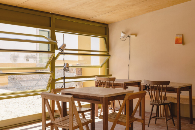 Doma Cafe & Bakery