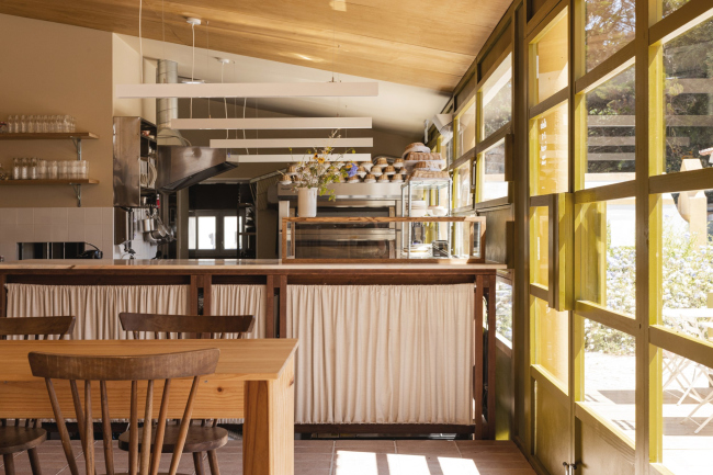 Doma Cafe & Bakery