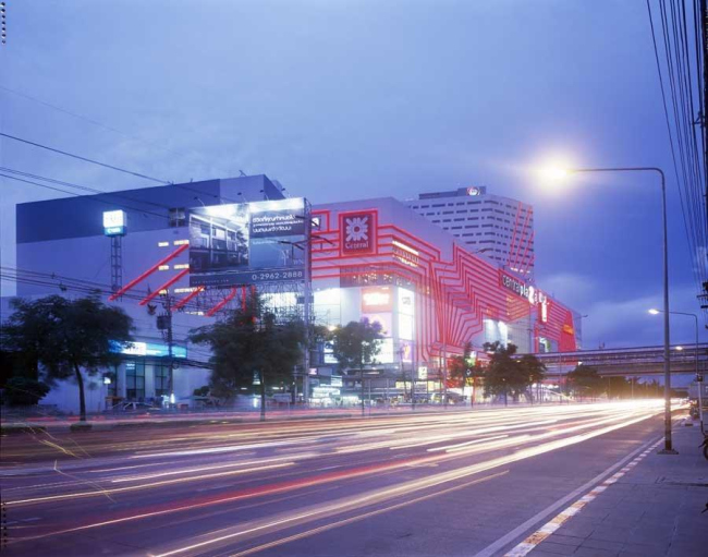 �������� ����� CentralPlaza � Manuelle Gautrand Architecture