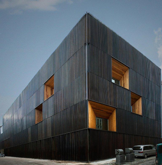 ��������������� ����� ��������� ����� � Cesar San Millan