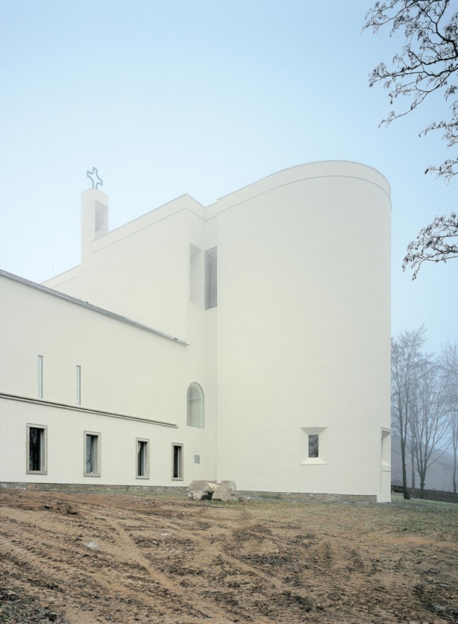 ��������� ���� ���� � John Pawson Ltd