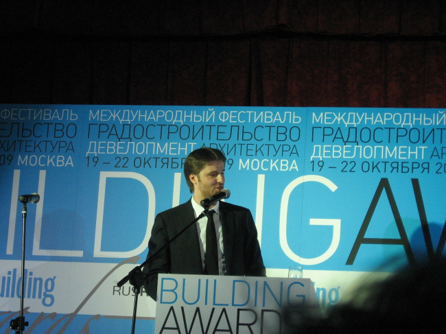 ���� ����