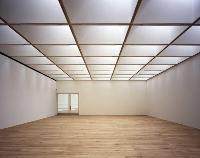    .   Helene Binet