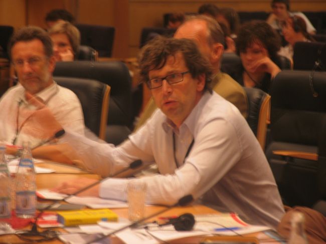 �������� �� ���������� ������������ ���������� ��� ������ (Zef  Zemel)