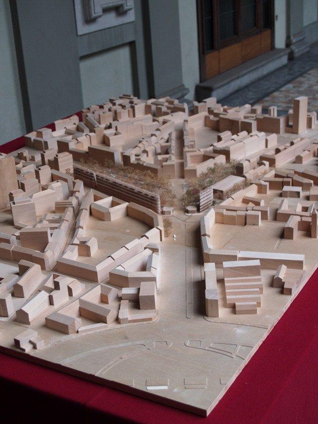 ������������� �����-������ - ������ ����� Feltrinelli