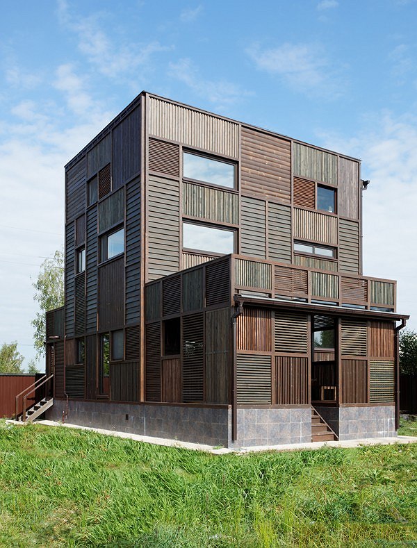 Wood Patchwork House. ���. ���� ��������