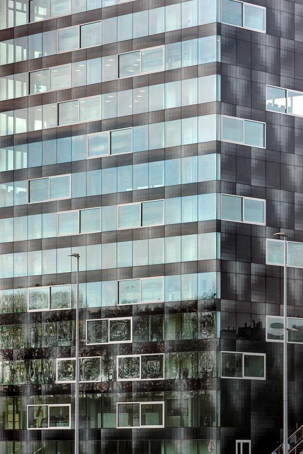 ����� V Tower. ���� � Jan Bitter