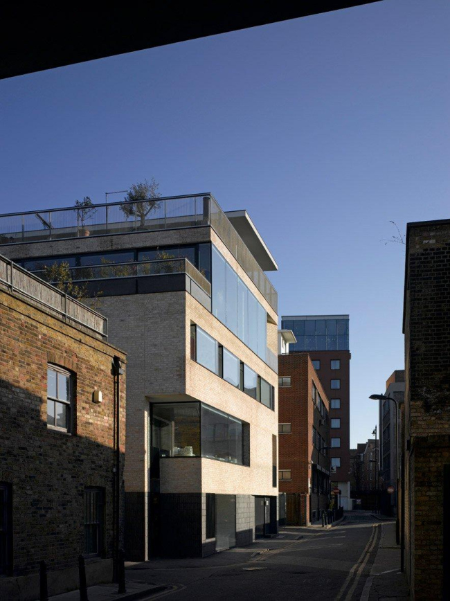 Theis and Khan Architects.  Batemans Row  .   Nick Kane