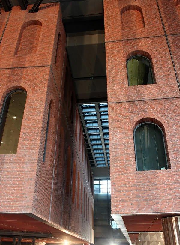 ���������-��������������� ����� Alhondiga Bilbao