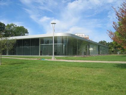 Стеклянный павильон Музея искусств Толидо