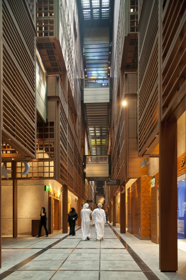 ����������� ����� ���-����. ���� � Nigel Young/Foster + Partners