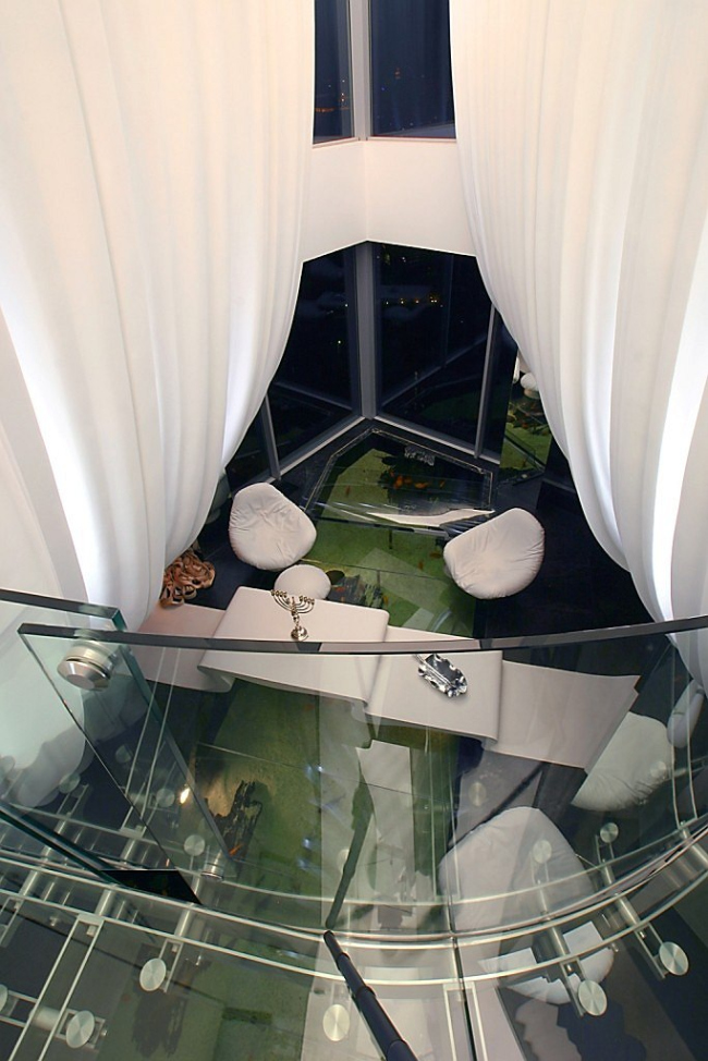 Penthouse on the Shabolovka Street. Implementation, 2007 � Sergey Estrin Architects