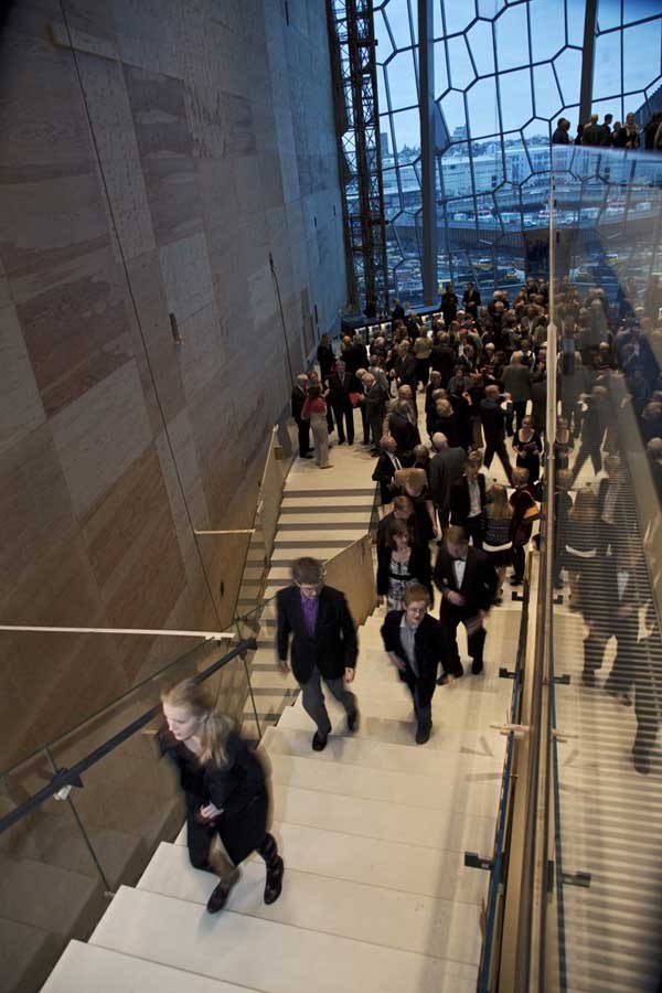 ��������-����� � ���������� ��� Harpa Courtesy of Reykjavik Concert Hall and Conference Centre � Bara Kristinsdottir