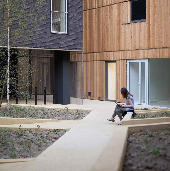 ������������ ��������� � ������ � Julien Lanoo