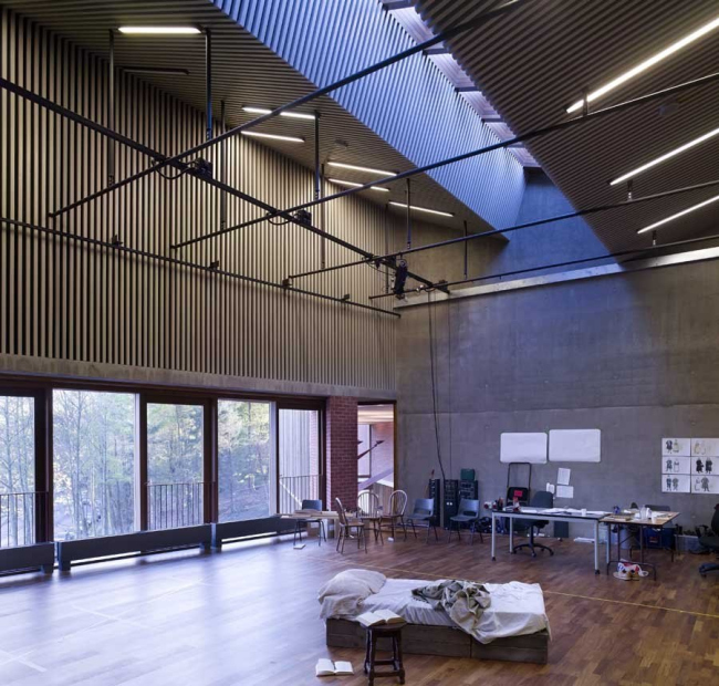 ����� ������ � Dennis Gilbert