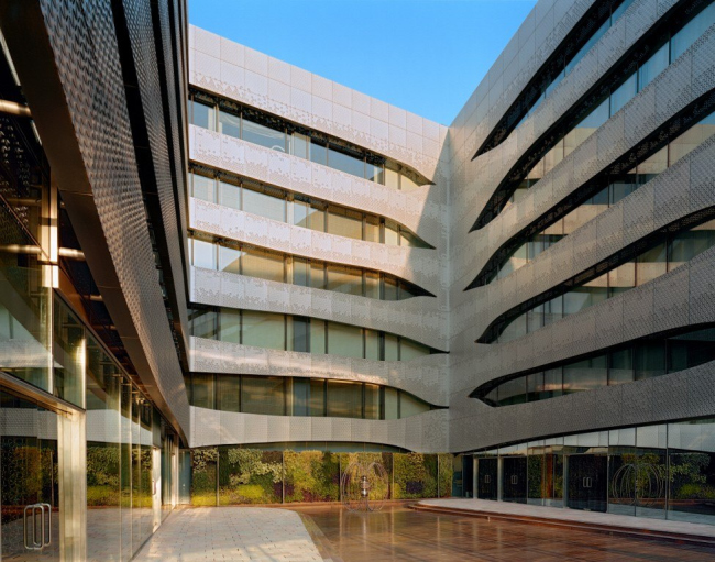 ��������� Park Hotel Hyderabad � Robert Polidori