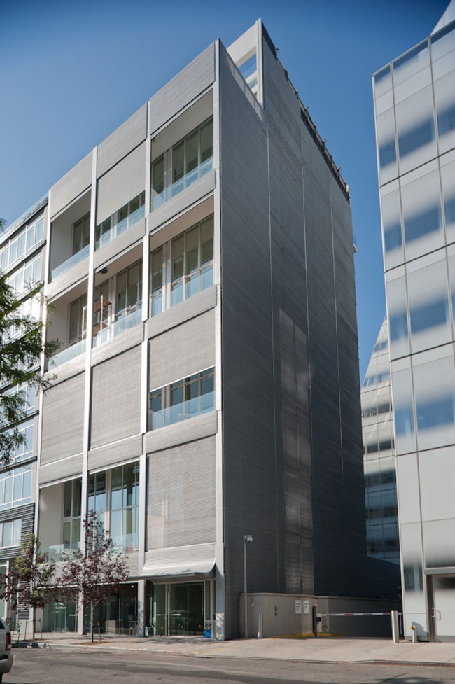 ����� �������� Metal Shutter Houses � Wade Zimmerman