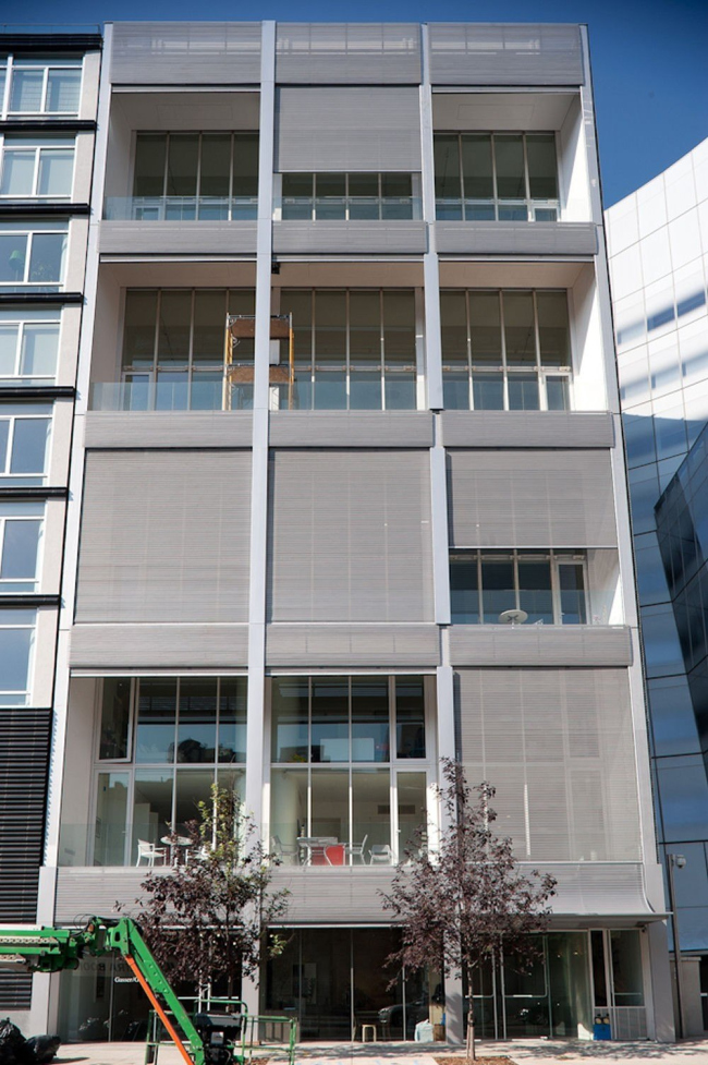 ����� �������� Metal Shutter Houses � Wade Zimmerman