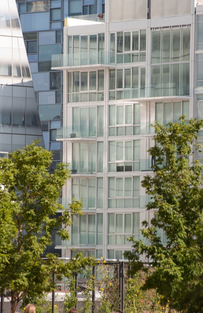 ����� �������� Metal Shutter Houses � Wade Zimmerman