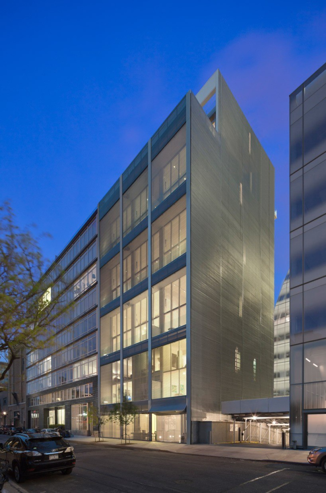 ����� �������� Metal Shutter Houses � Shigeru Ban Architects