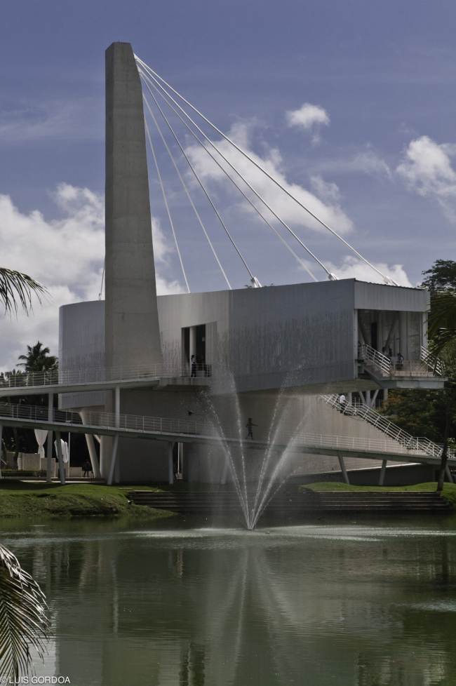 ����-����� � ����������� - MUSEVI � Luis Gordoa