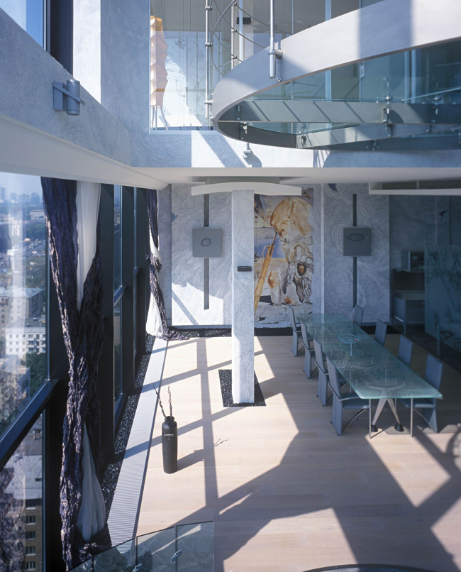 Two-level penthouse in "Sokolinoe Gnezdo". Implementation, 2003  Sergey Estrin Architects