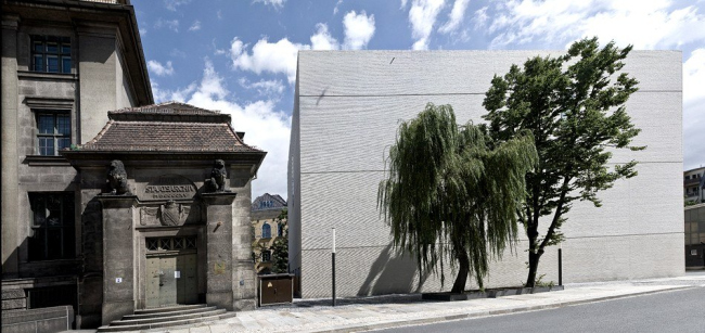 Государственный архив Саксонии - реконструкция. Новое здание © Schweger Associated Architects
