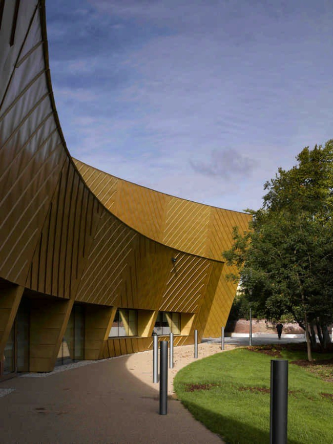 ����� ��������������� �������� firstsite. ���� � Richard Bryant/ arcaidimages.com
