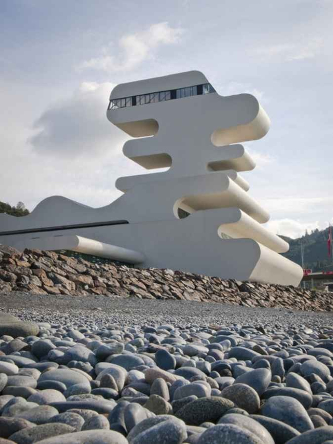 Пограничный КПП Сарпи © Jesko Malkolm Johnsson-Zahn Пограничный КПП Сарпи © Jesko Malkolm Johnsson-Zahn