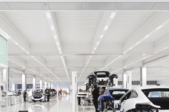 Производственный центр McLaren. Фото © McLaren
