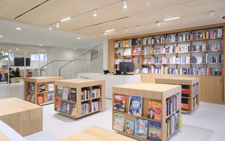 zooming